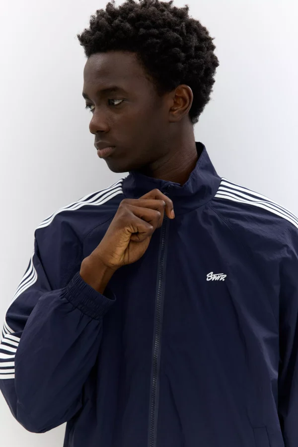 03-47 STWD raincoat with side stripes